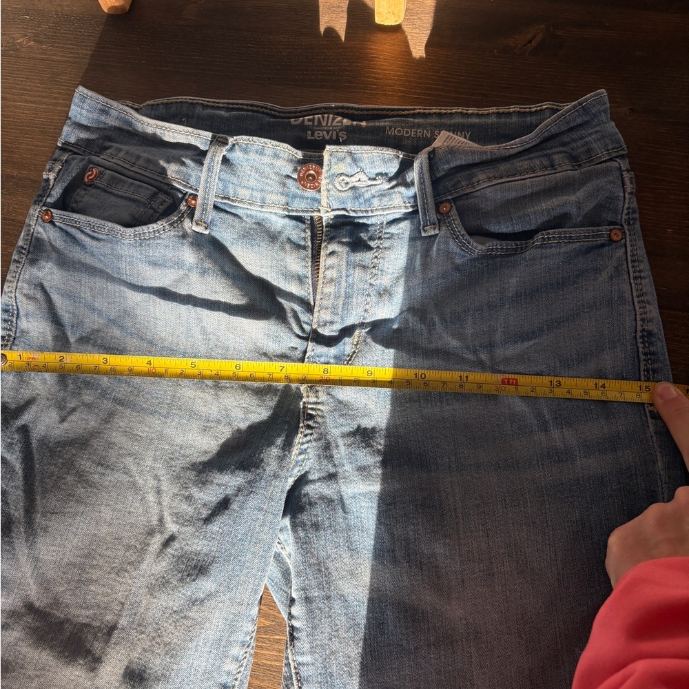 Denizen from Levi Blue Women's Jeans - Picture 7 of 7